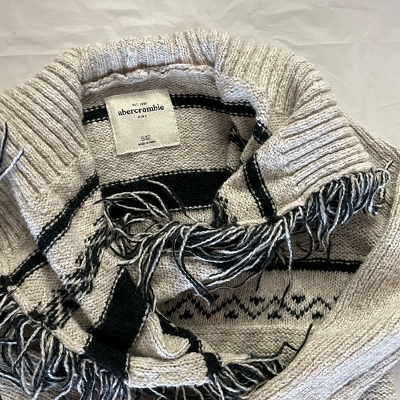 Abercrombie Kids Open Sweater - Picture 3 of 7